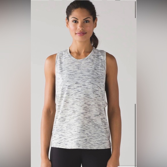 Lululemon Cardio Tank - Size 6 - Picture 1 of 4